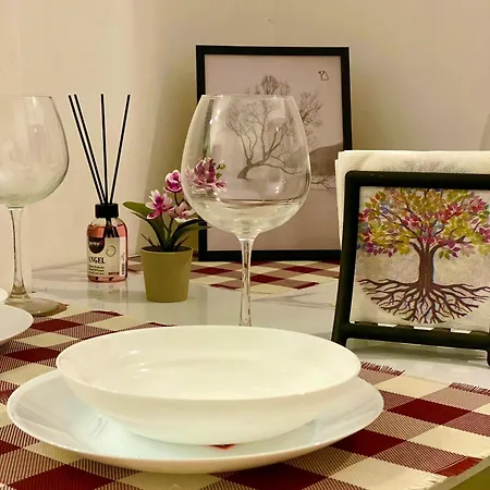 Lägenhet Charming Cozy 2br Ultracentral Old Town